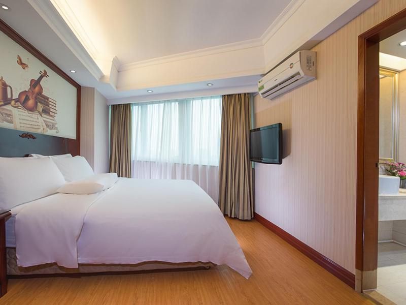 Vienna Hotel Guangzhou Exterior photo