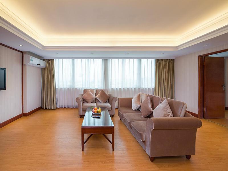 Vienna Hotel Guangzhou Exterior photo