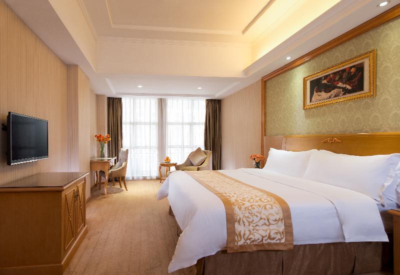 Vienna Hotel Guangzhou Exterior photo