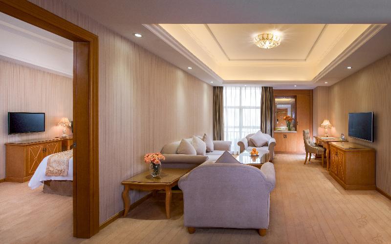 Vienna Hotel Guangzhou Exterior photo