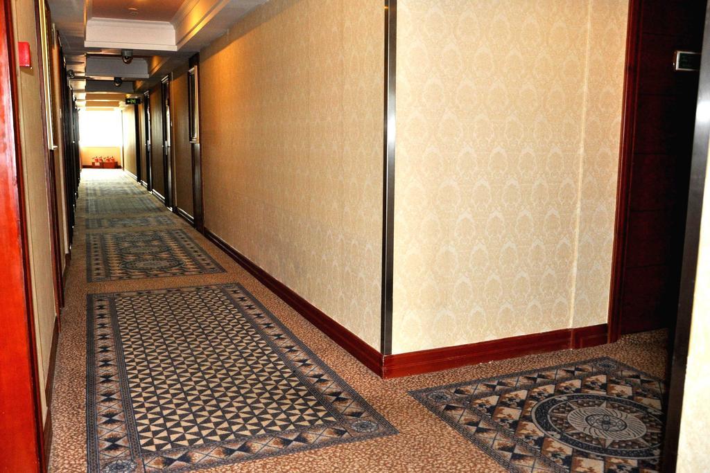 Vienna Hotel Guangzhou Exterior photo